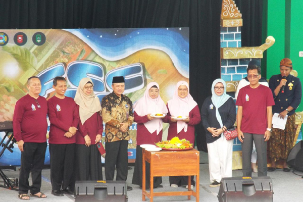 hut_sekolah_4